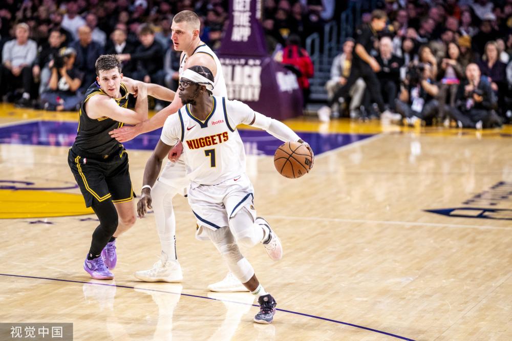 在发展道路 在发展道路