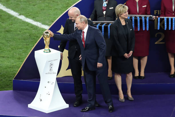 何成为胜负 何成为胜负