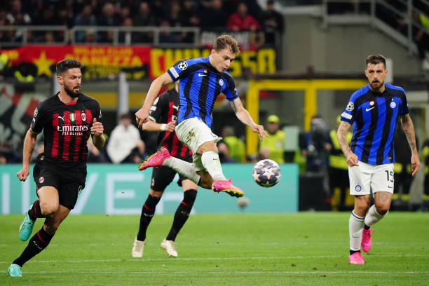 持高强度的 持高强度的